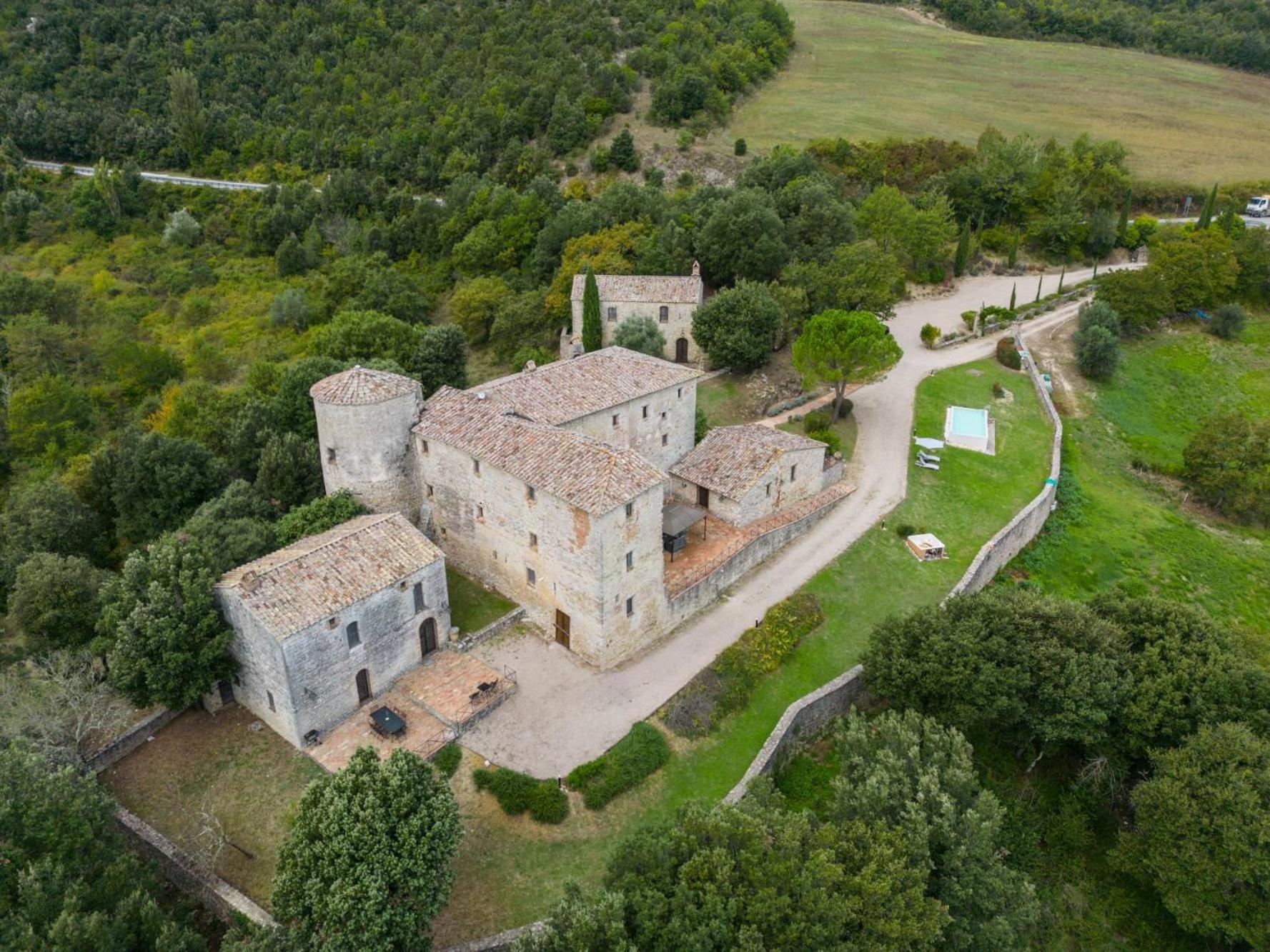 Castello Valenzino Bed & Breakfast Antognola Exterior photo