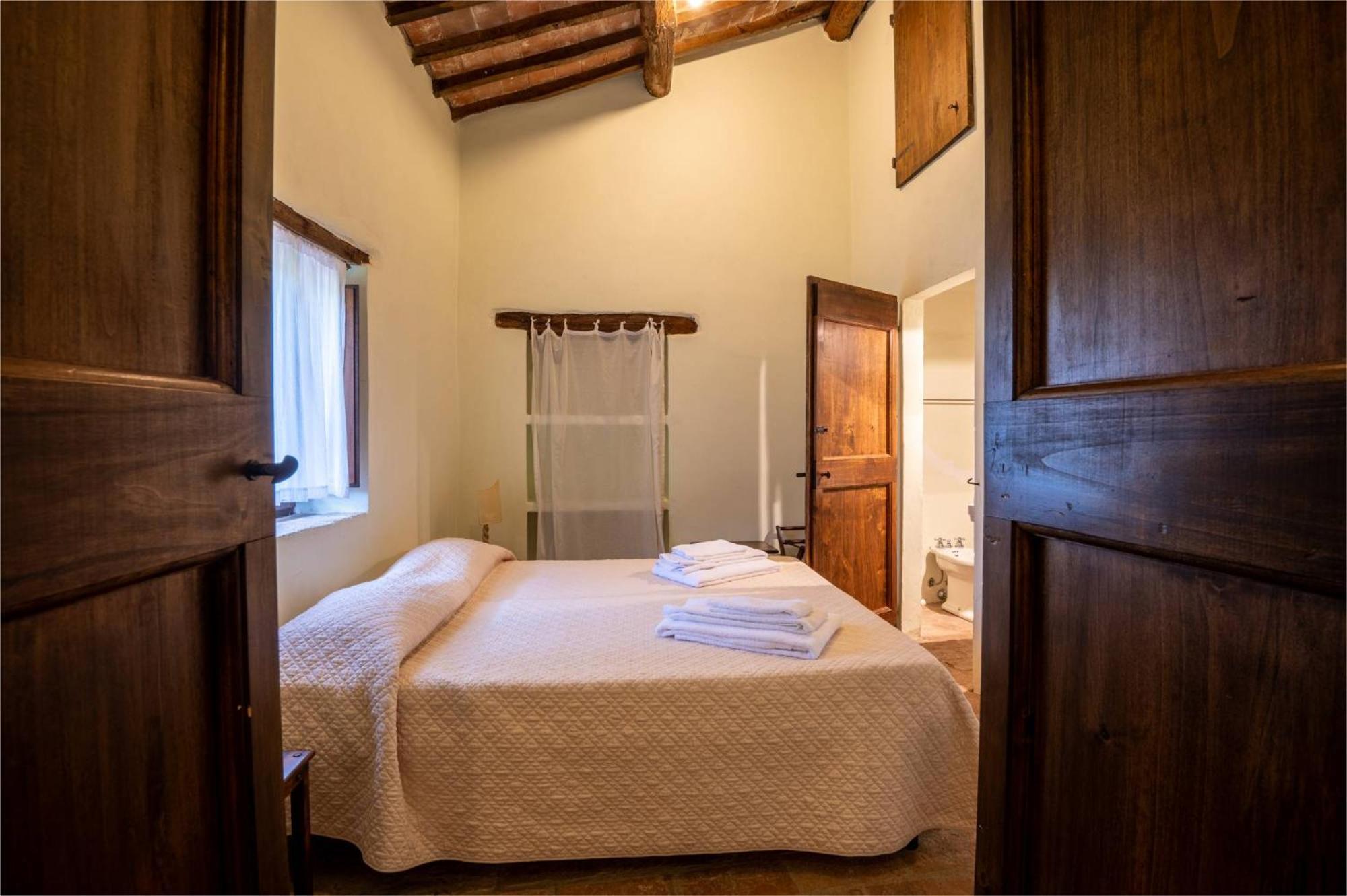 Castello Valenzino Bed & Breakfast Antognola Exterior photo