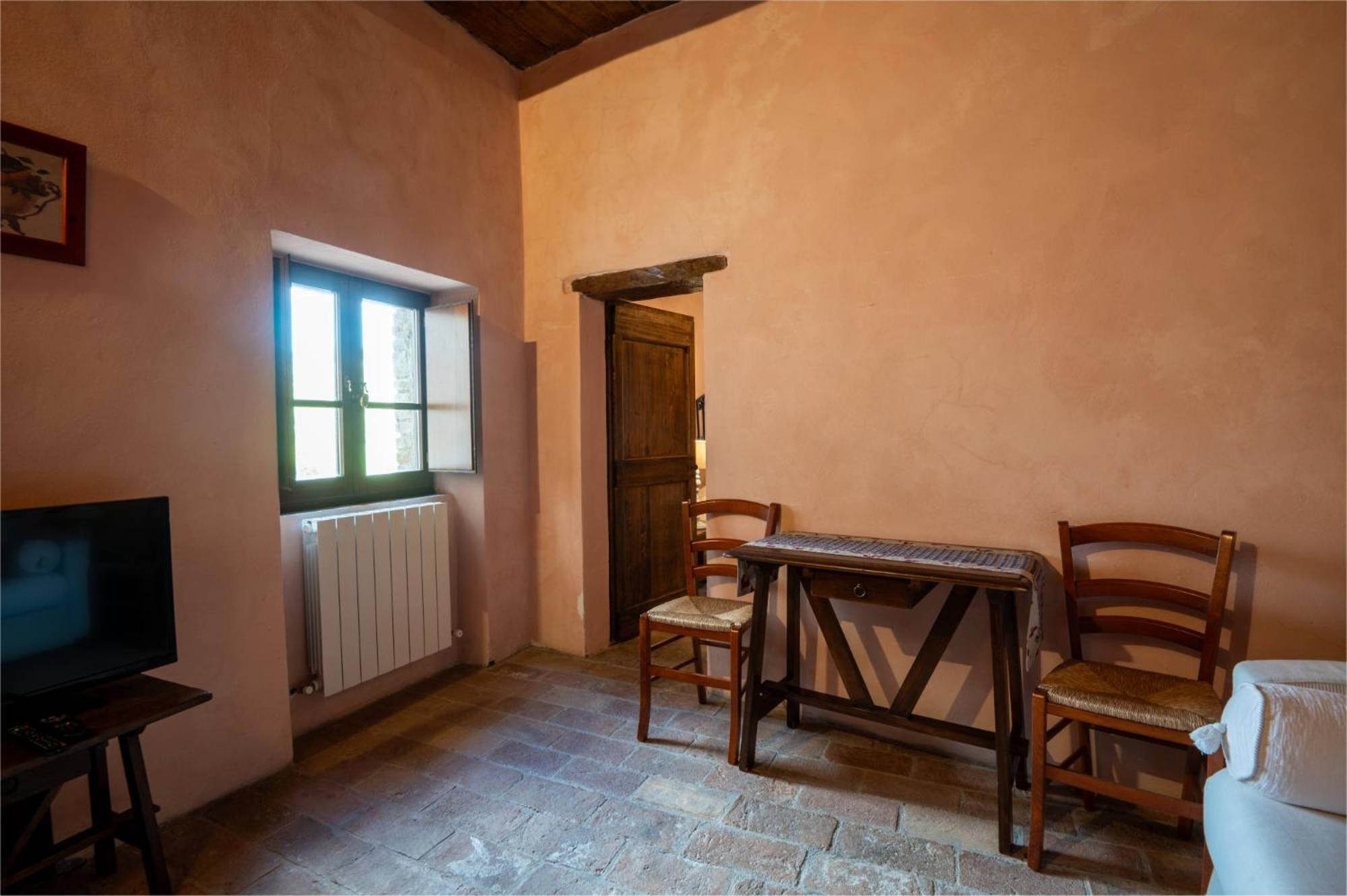 Castello Valenzino Bed & Breakfast Antognola Exterior photo